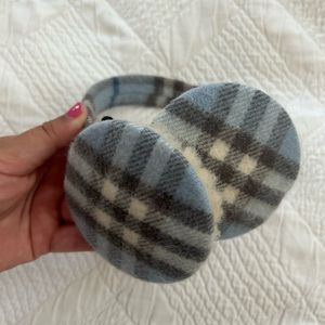 Authentic Burberry Earmuffs, shearling and cashmere, rare baby blue